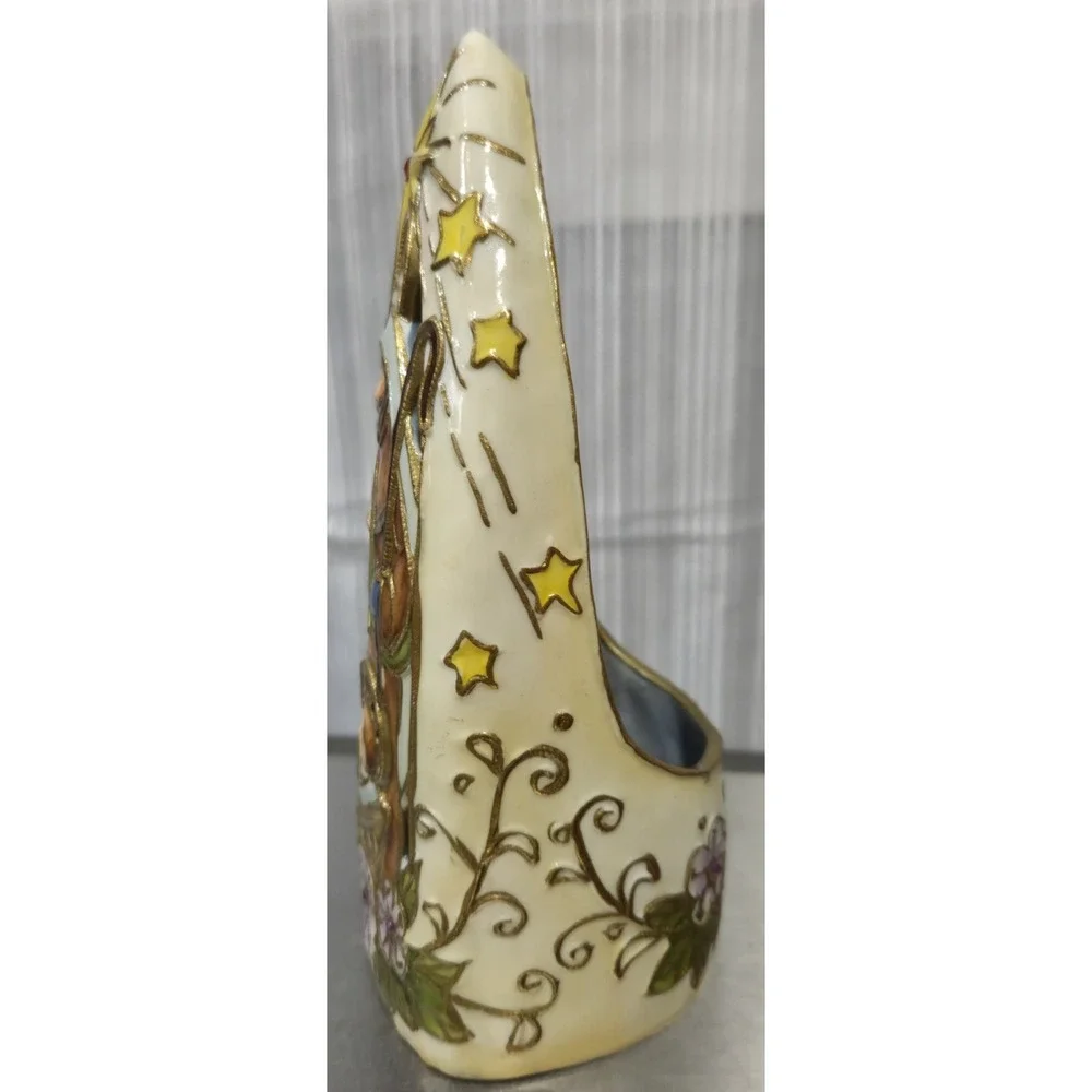 Roman, Inc. originating features decor